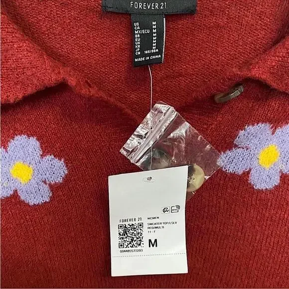 Forever 21 Red Knit Sweater With Purple Flowers Medium NWT - Picture 3 of 3